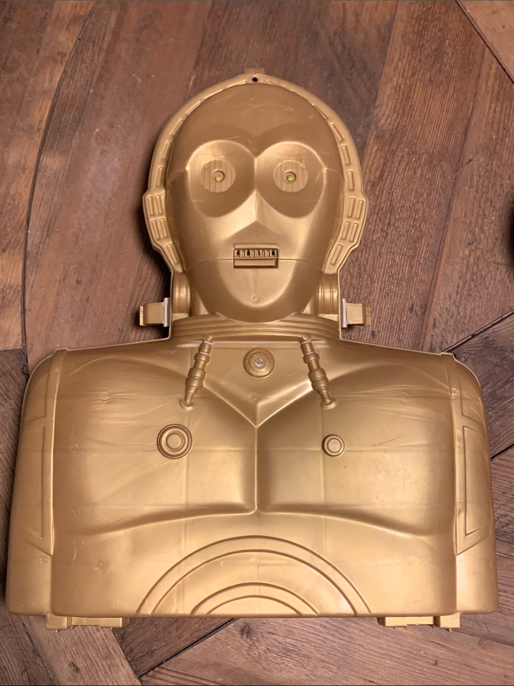Kenner 1996 C-3PO figure carrying case with lights and voice activation